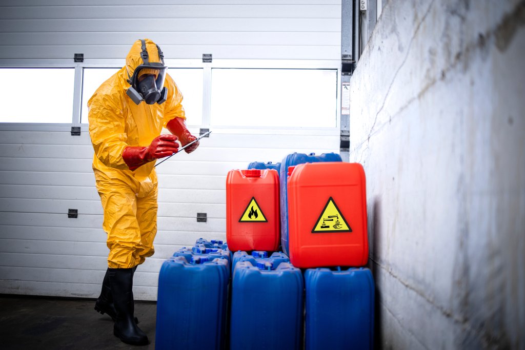 Muestreo para determinación de residuos peligrosos CRIT