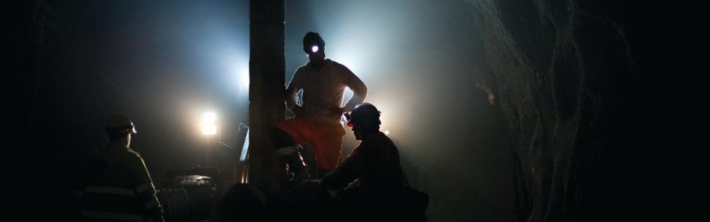 Soluciónes para la falta de iluminación en una mina.